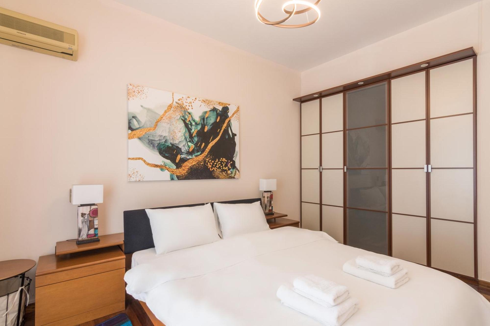 Three Bedrooms Apt In Kallithea เอเธนส์ ภายนอก รูปภาพ